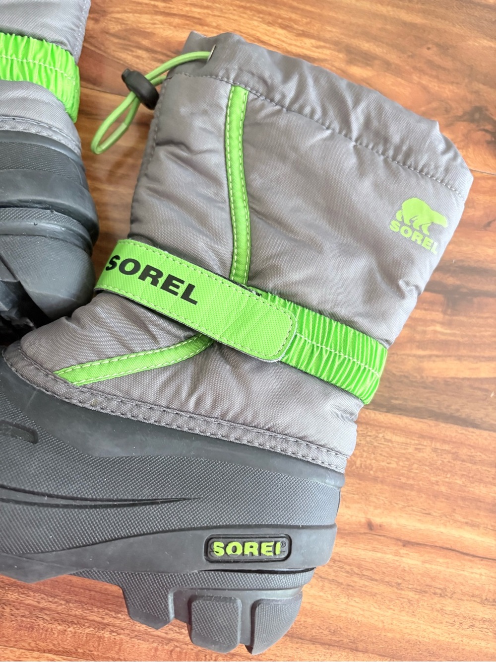 SOREL Kids Winter Snow Boots Size 13 Lined Gray & Green Shoes - Picture 3 of 10